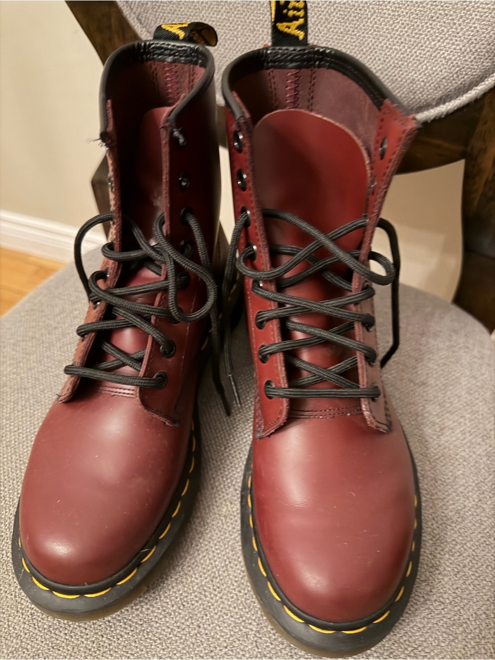 Dr. Martens 1460 W Cherry Red Leather 8-Eye Boots Womens US 7 EU 38